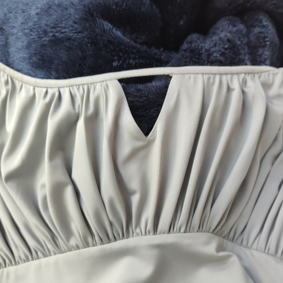 Lyndia Gray Scoop Neck Ruched Keyhole Dress - Picture 7 of 7